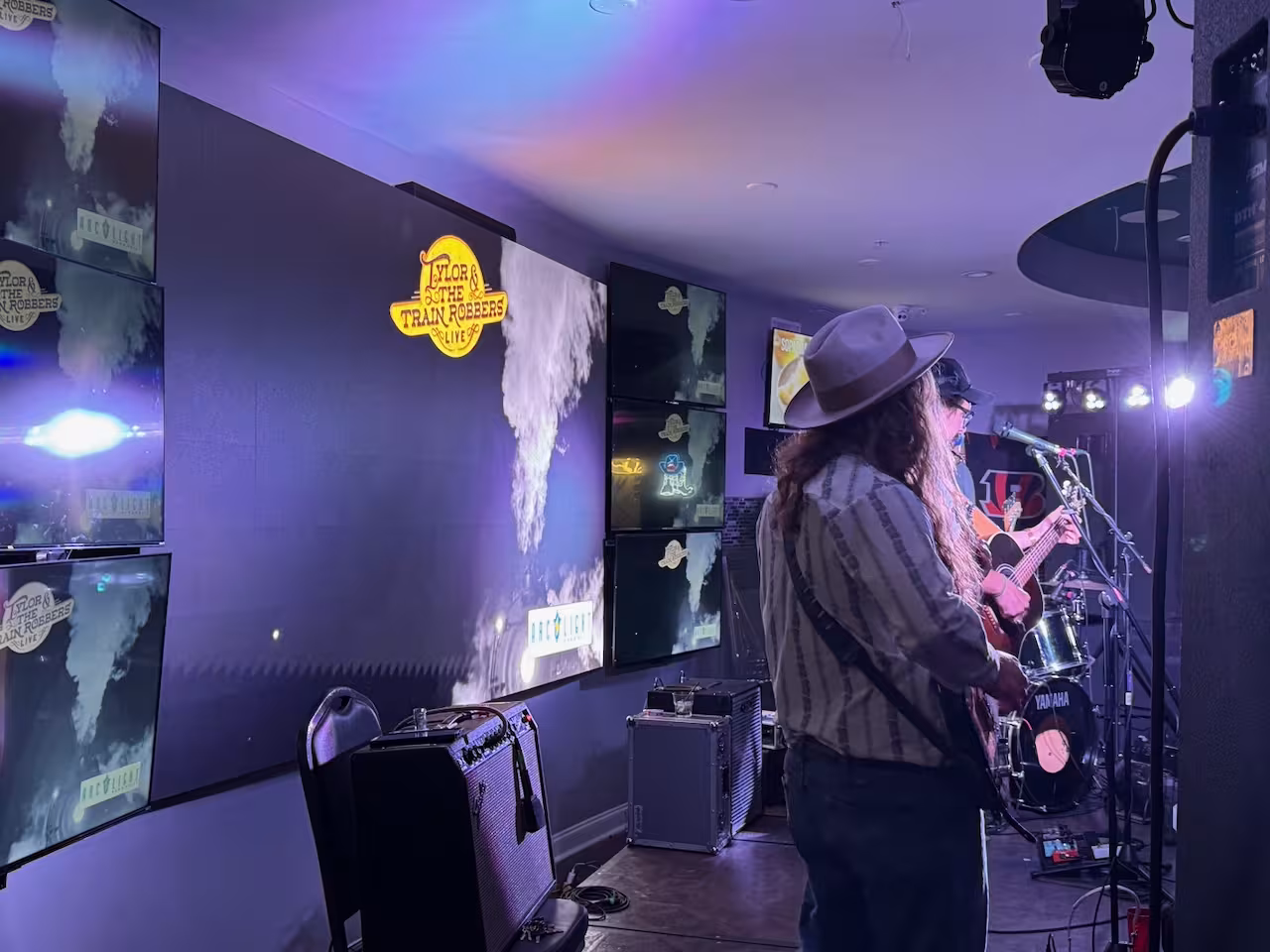 Tylor & the Train Robbers