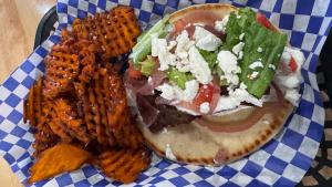 Gyro Platter with Fries